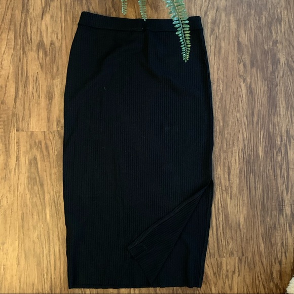 JUST female black pencil skirt - Picture 3 of 4